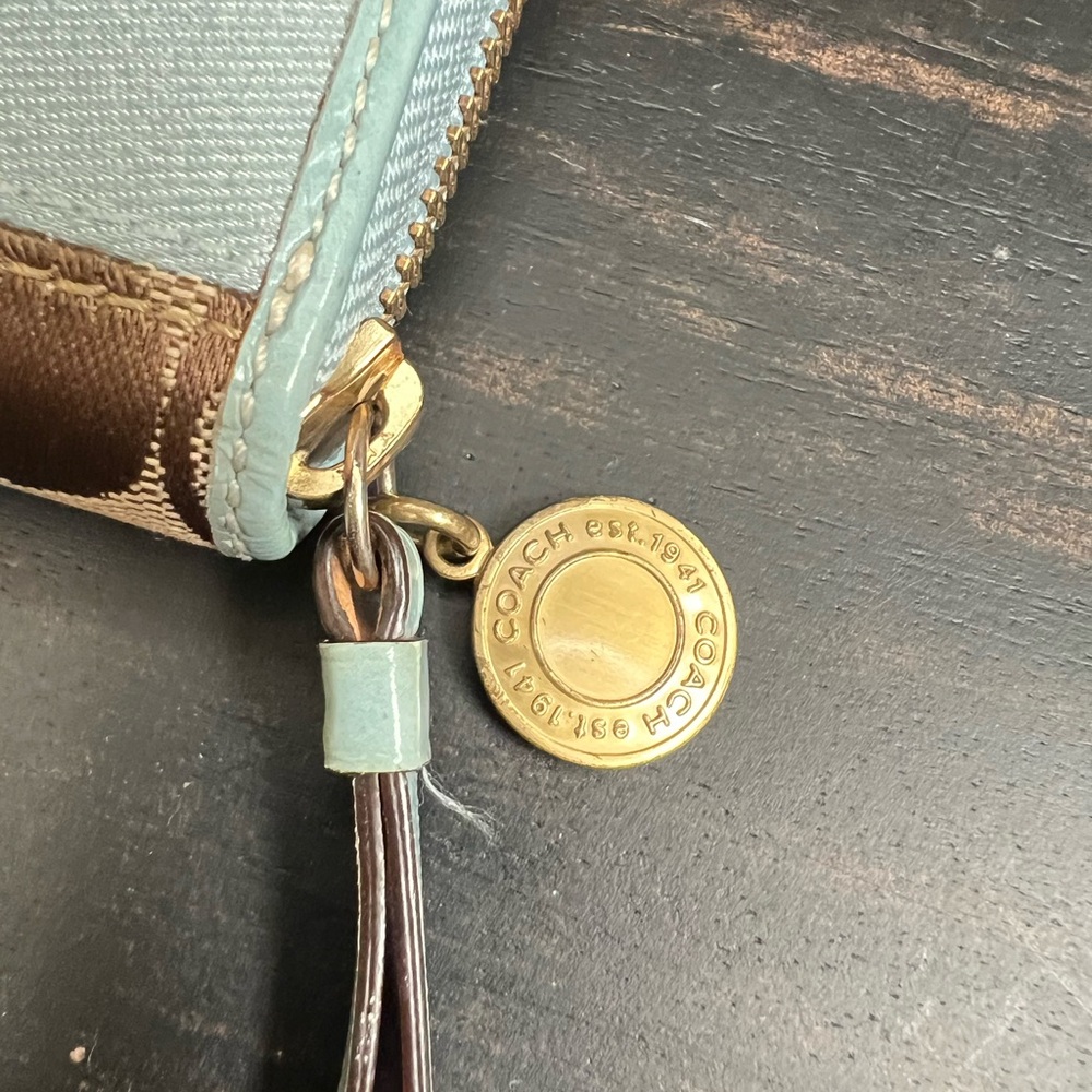 Coach Wallet - Picture 7 of 10